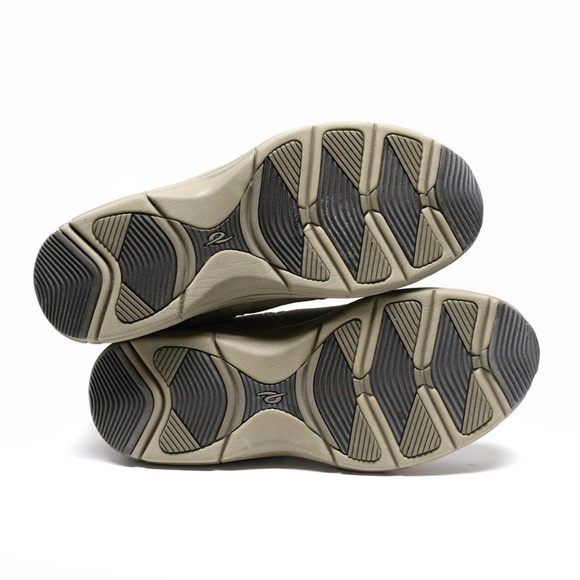 EASY SPIRIT Standout Sneaker in Taupe Size 7.5M - Picture 7 of 11